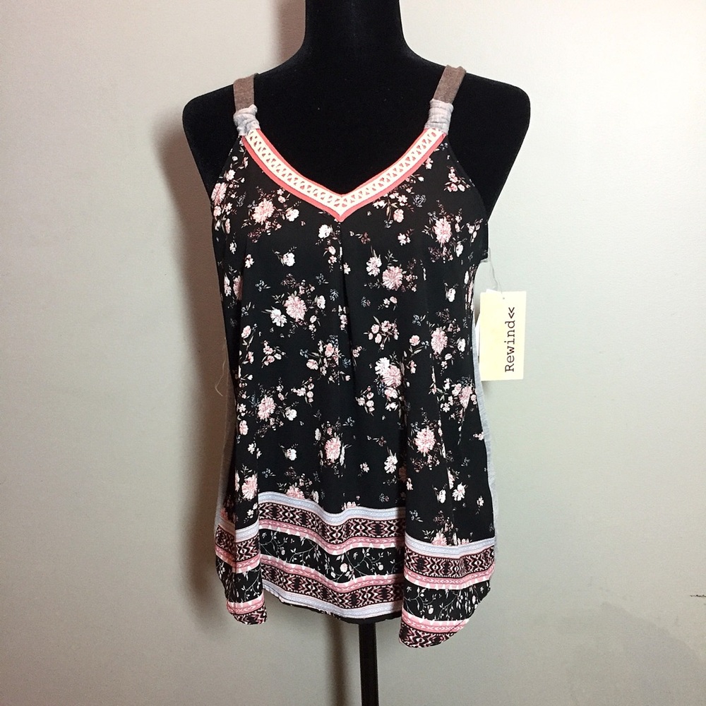 NEW floral sleeveless top size Medium