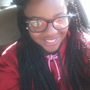 Meet your Posher, Kelsey