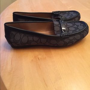 NEW Coach Olive Logo Smoke Black Loafer Flats