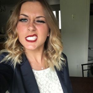 Meet your Posher, Kelsey