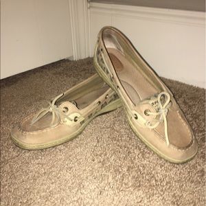 Sperry boat shoes