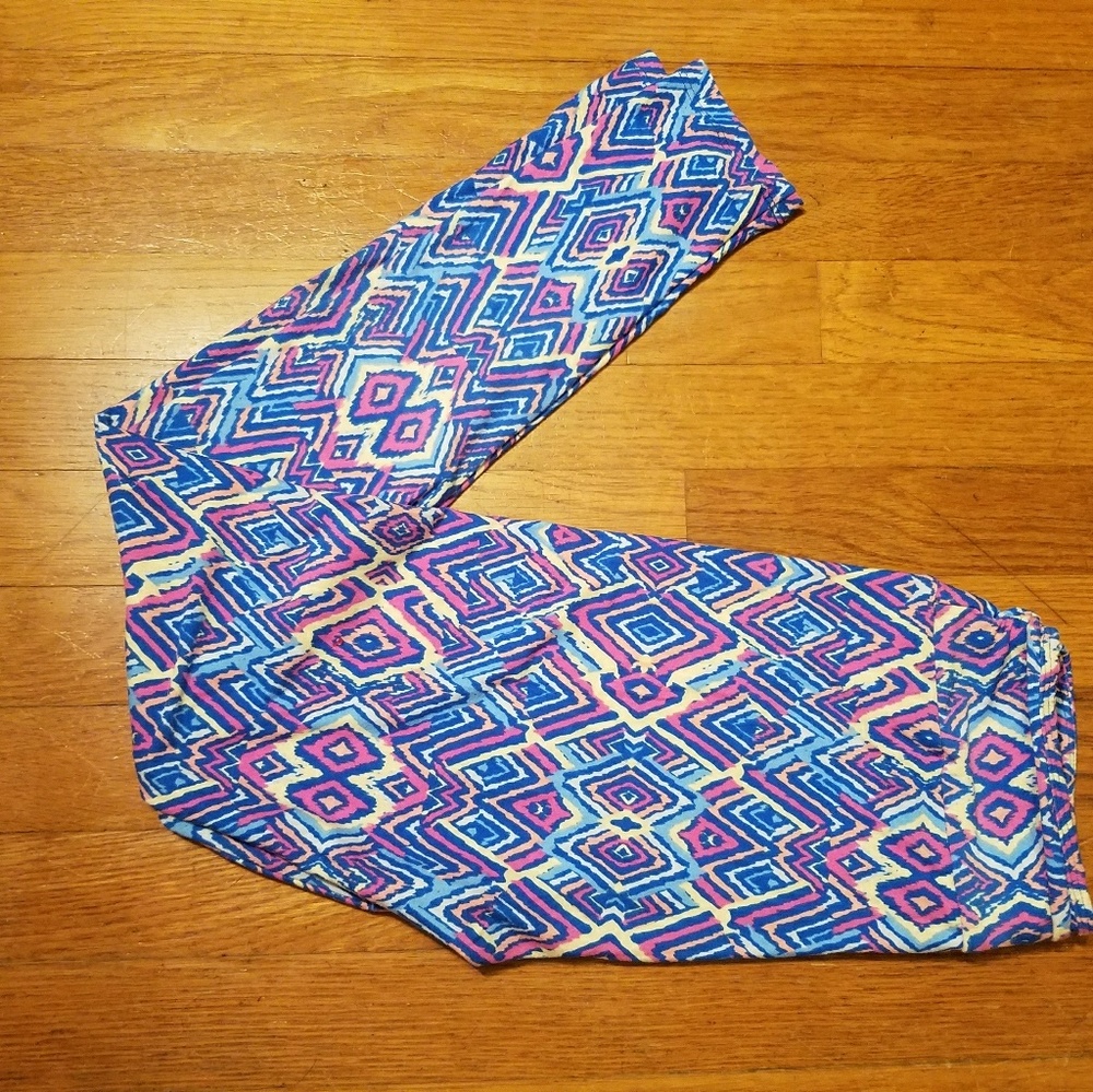 NWOT Lularoe one size leggings