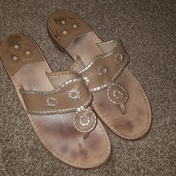 🚫SOLD🚫 Jack Rogers Tan/Gold Sandals - Picture 1 of 4