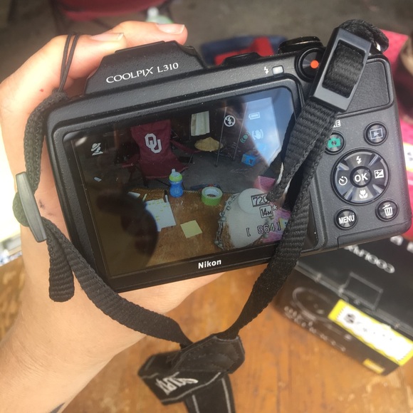 Nikon Coolpix L310 - Picture 4 of 4