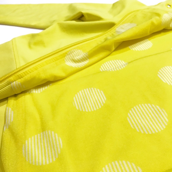 SOLD 🍓NEW Lululemon Reversible Dance Studio - Picture 2 of 7