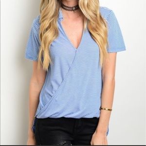 ONLY ONE LEFT🔴High-low cross front collared top