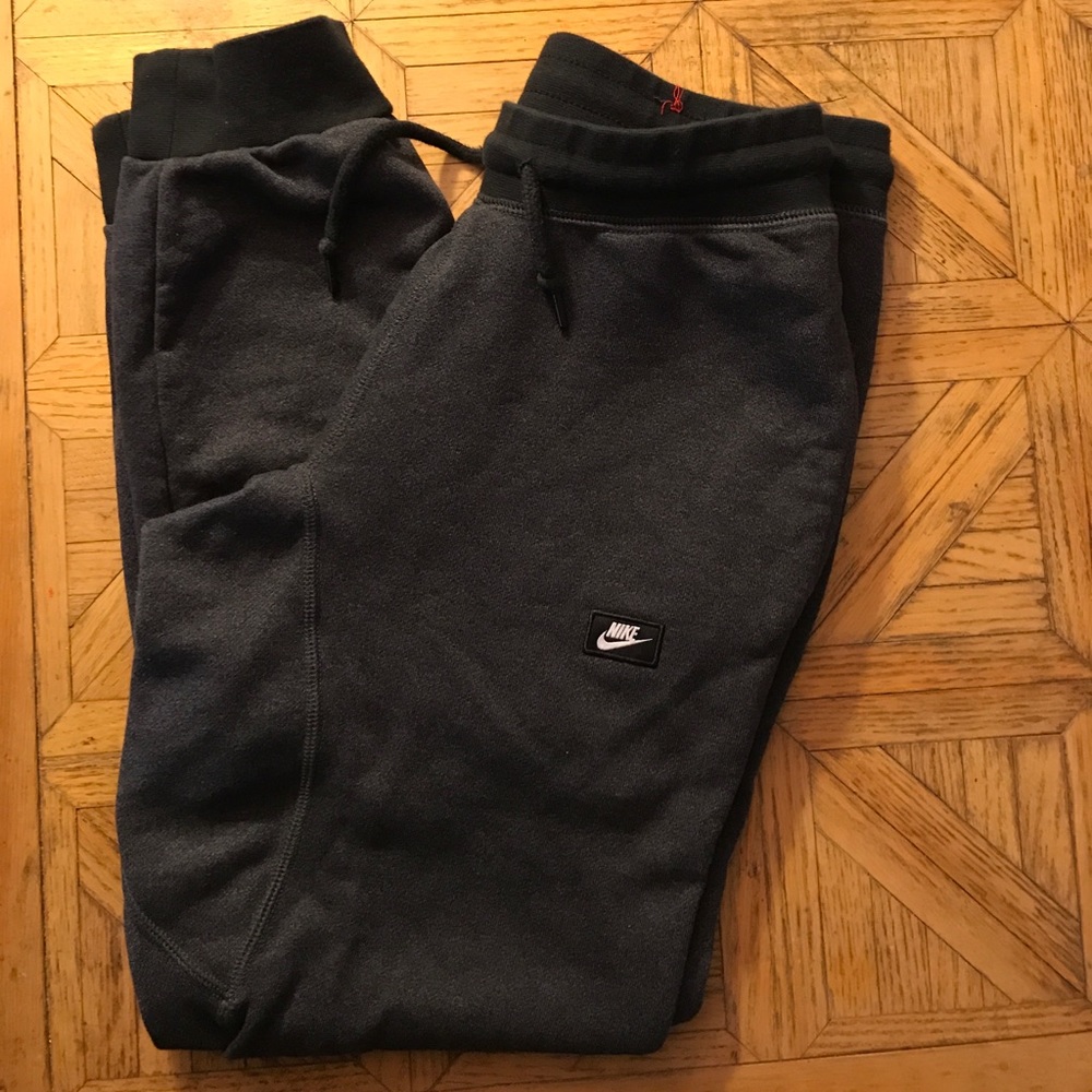 Nike slim fit dark grey cuffed sweatpants