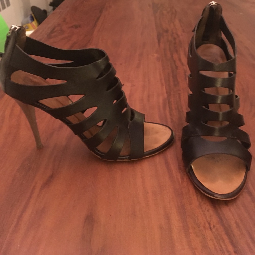 Giuseppe Zanotti, so 39, brown leather silver heel