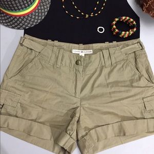 Tommy Hilfiger army green/khaki cargo shorts