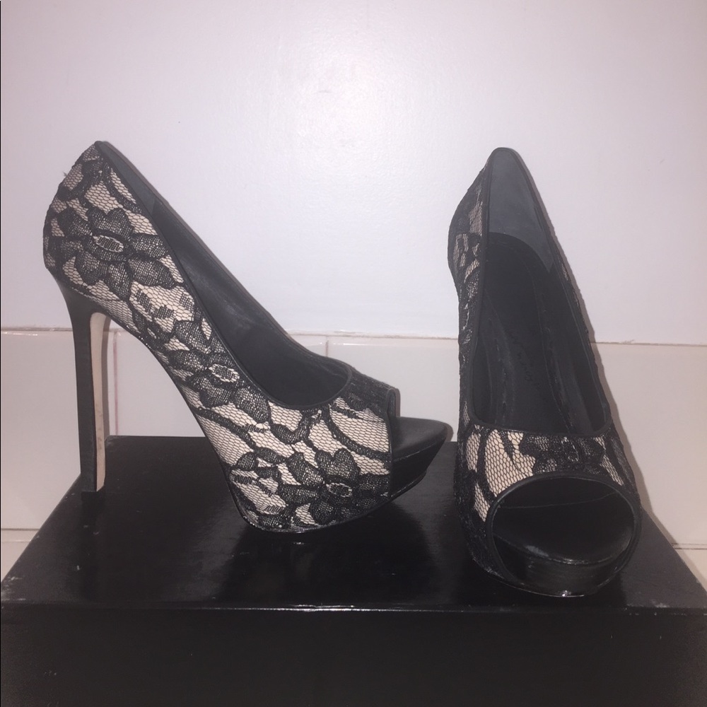 Alice + Olivia Lace Pumps