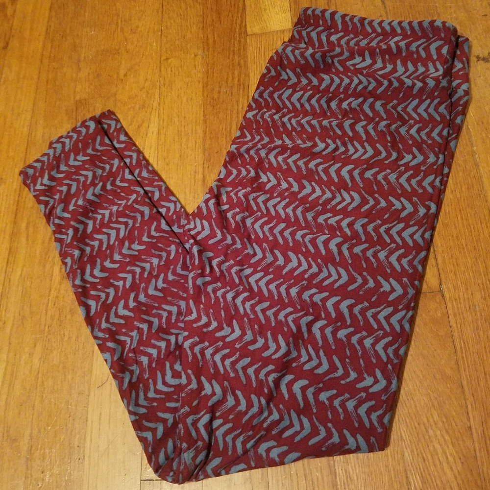 Lularoe tall and curvy leggings
