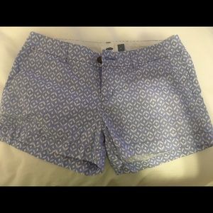 Old navy size two regular light blue shorts