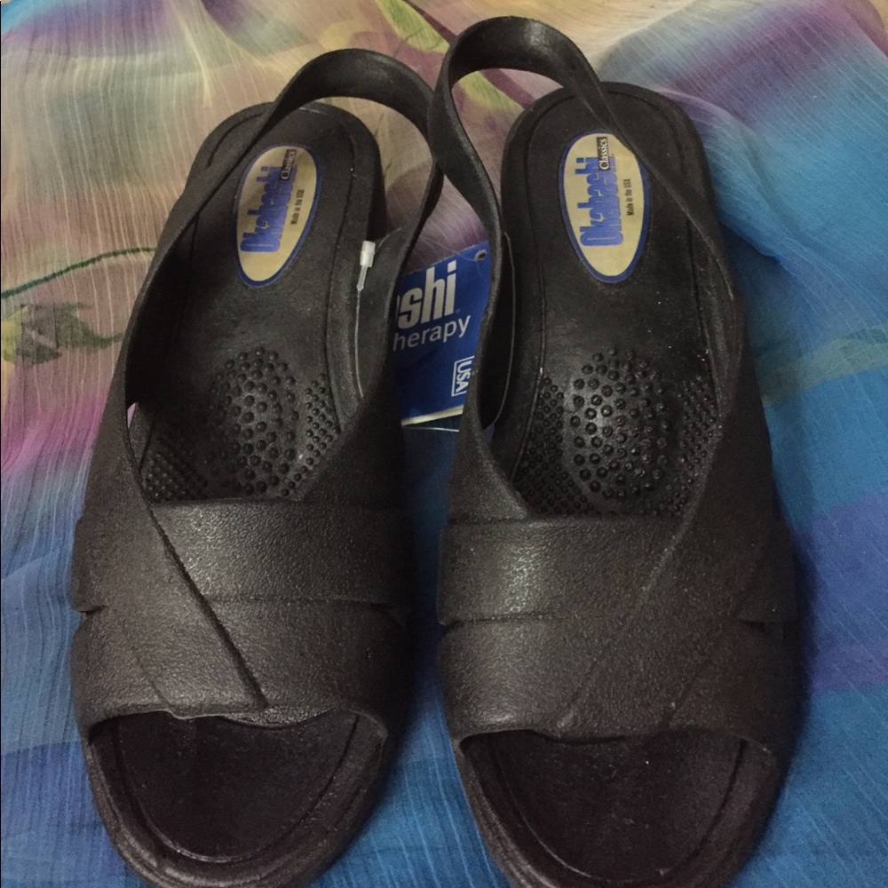 Okabashi classic black sandal