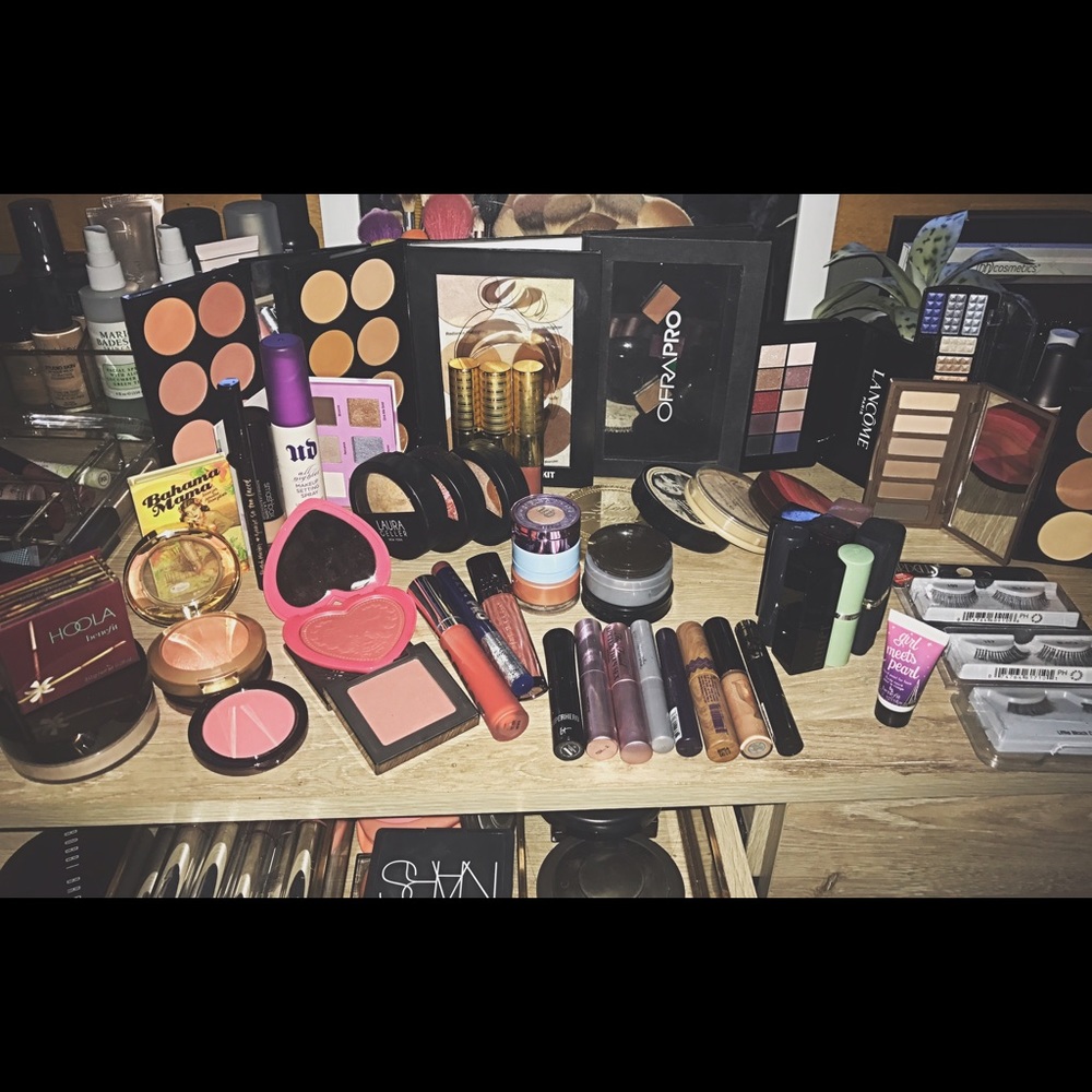 HUGE MAKEUP BUNDLE!!!! 💄💋💋💋