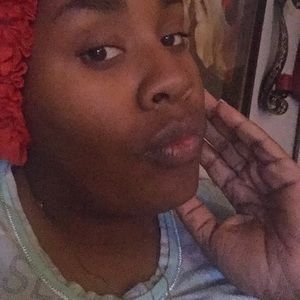 Meet your Posher, Ariel