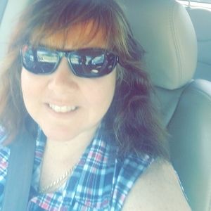 Meet your Posher, Lee