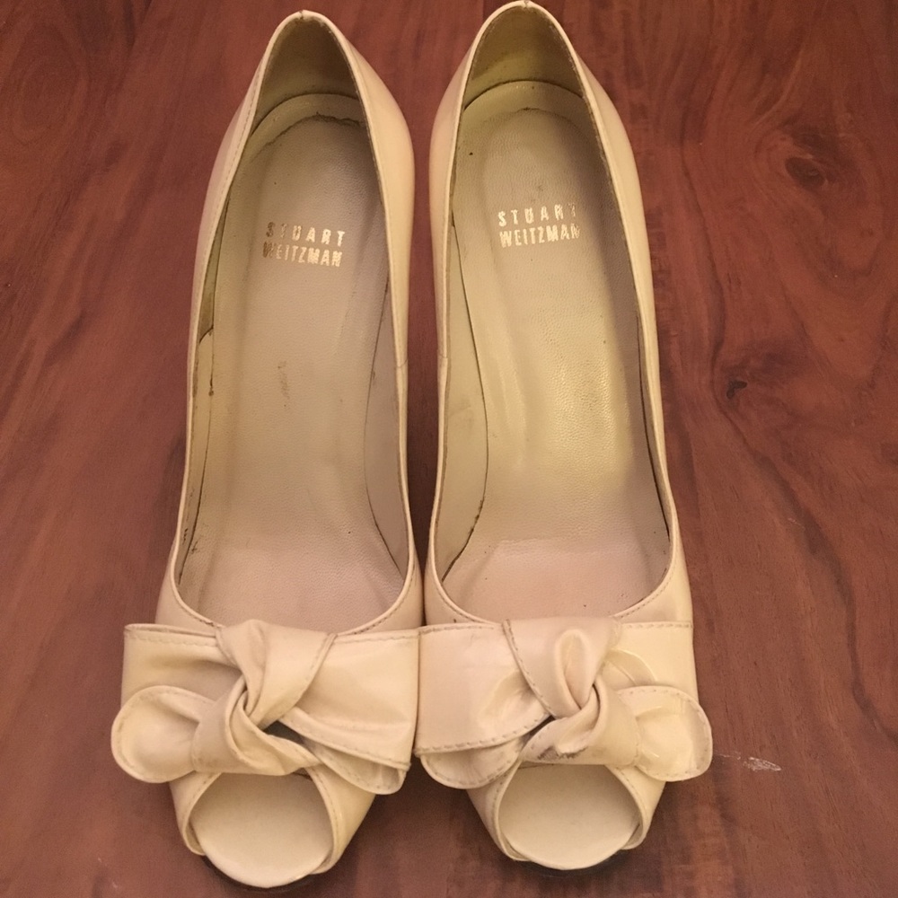 Stuart Weitzman White Patent peep toe, size 8.5