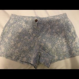 Gap size 6 floral shorts