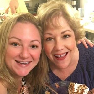 Meet your Posher, Sharon