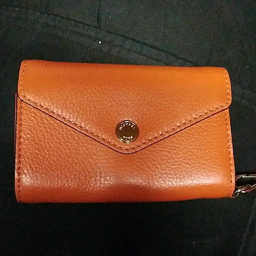 Michael kors wallet