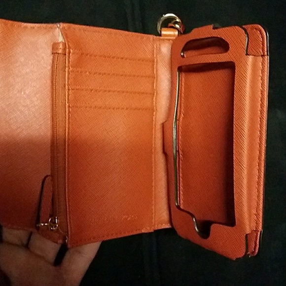 Michael kors wallet - Picture 2 of 2