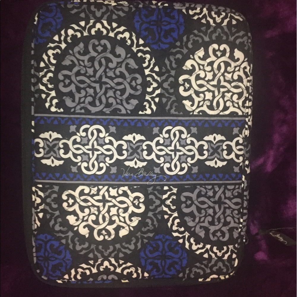 Retired pattern Canterberry cobalt laptop sleeve