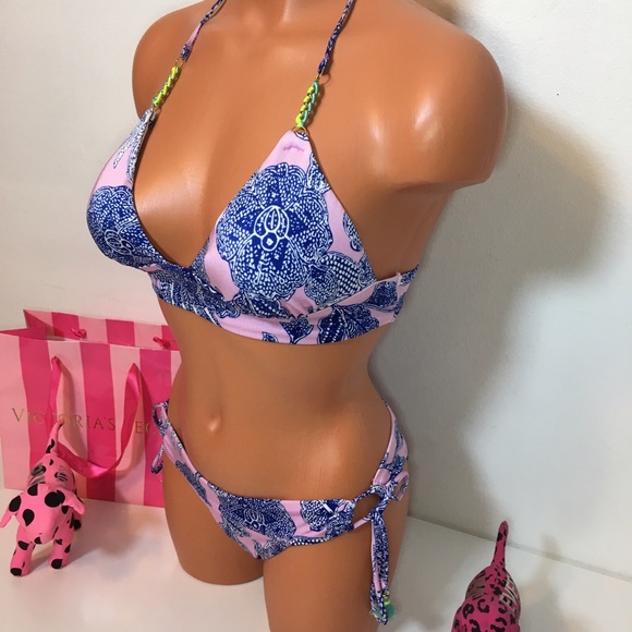 🚫SOLD🚫NEW VS TRIANGLE TOP SWIM AND  BOTTOM - Picture 2 of 6