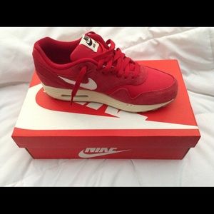 Nike Air Max 1 Essentials (Red) ❤️❤️❤️❤️