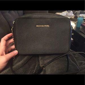 Michael Kors Black Leather Jet Set Cross Body Bag