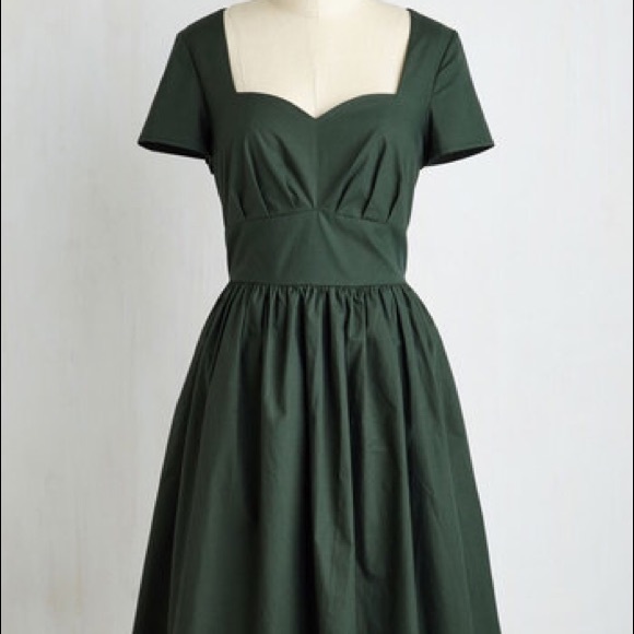 ModCloth Dresses & Skirts - Modcloth charm convention dress in Forrest