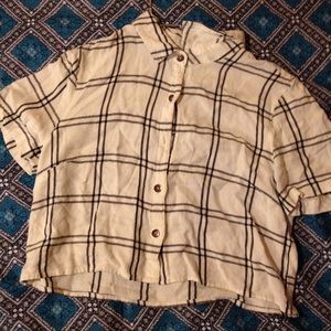 PacSun cropped black and white button down