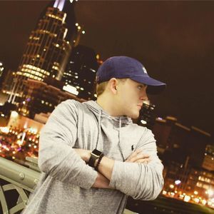 Meet your Posher, Devan