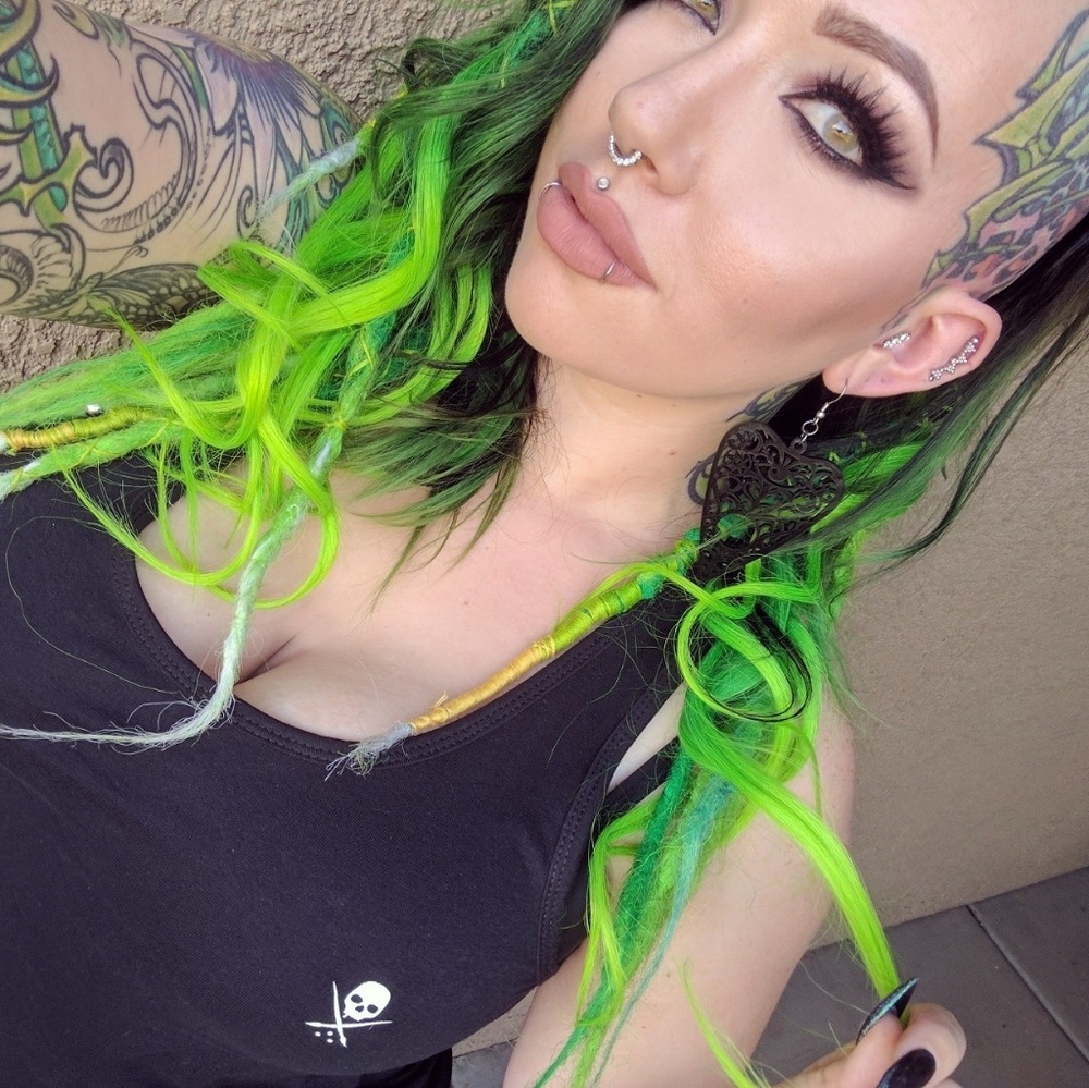 Meet your Posher, Hope