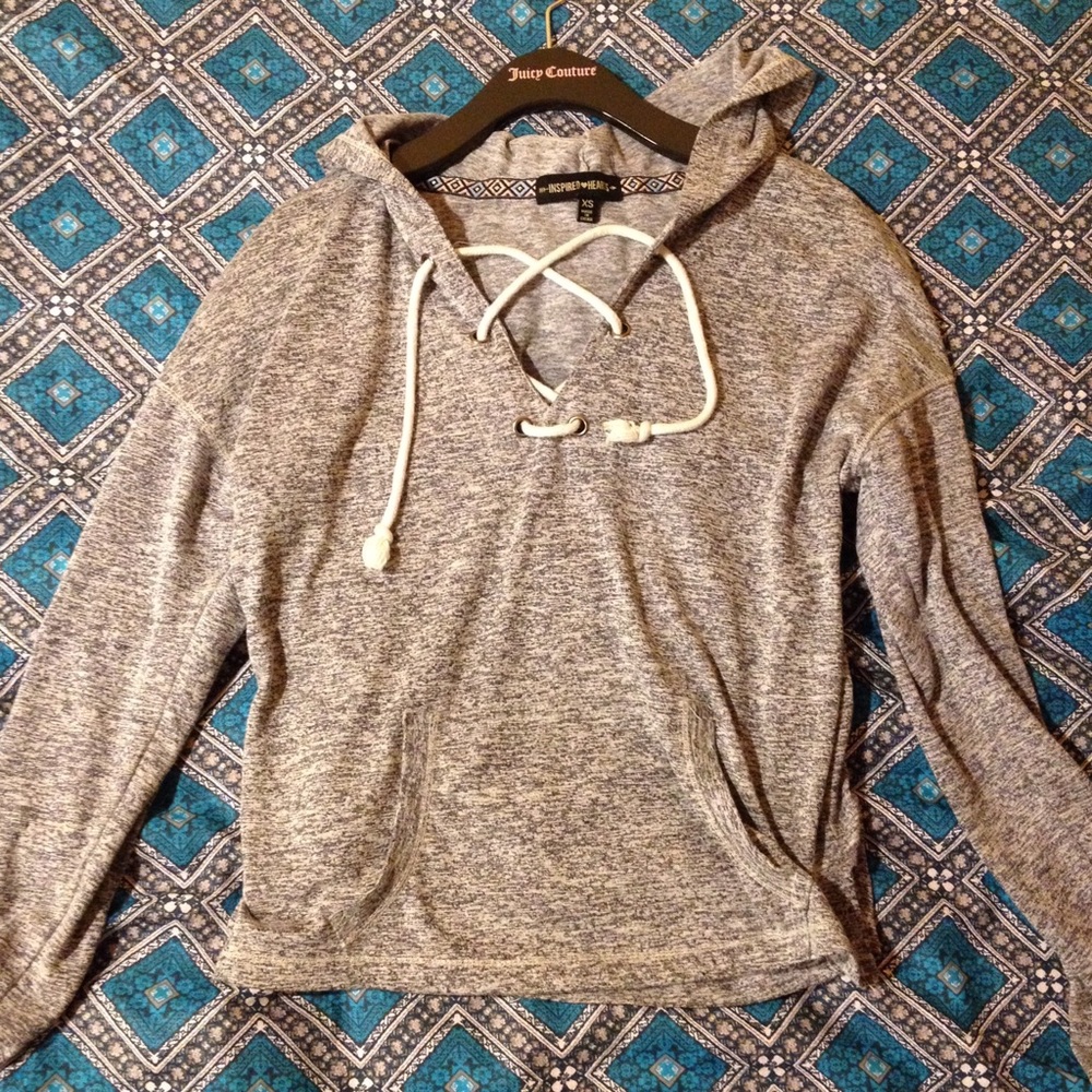💛LIKE NEW HOODIE💛