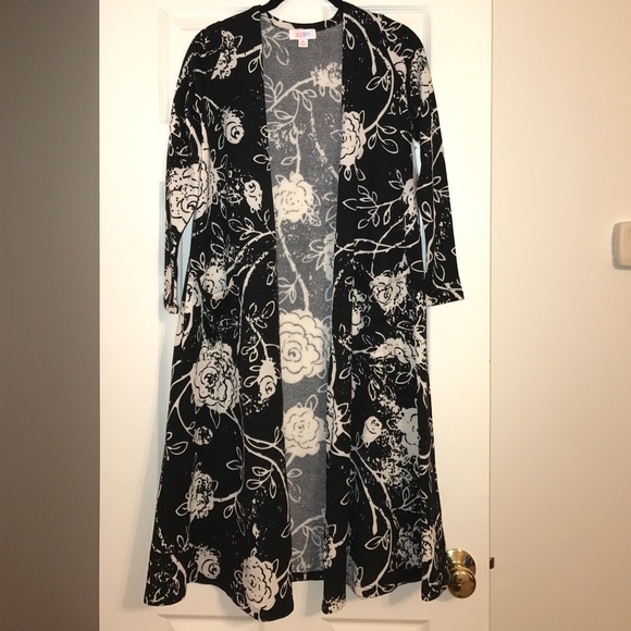 LuLaRoe Sweaters - HTF LuLaRoe XS Sarah