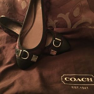 Authentic coach shoes good condition