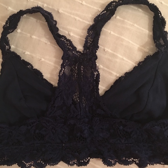 XSOLDX 🔴B1G1 50% OFF Aerie Bralette BNWT Navy Sm - Picture 5 of 5