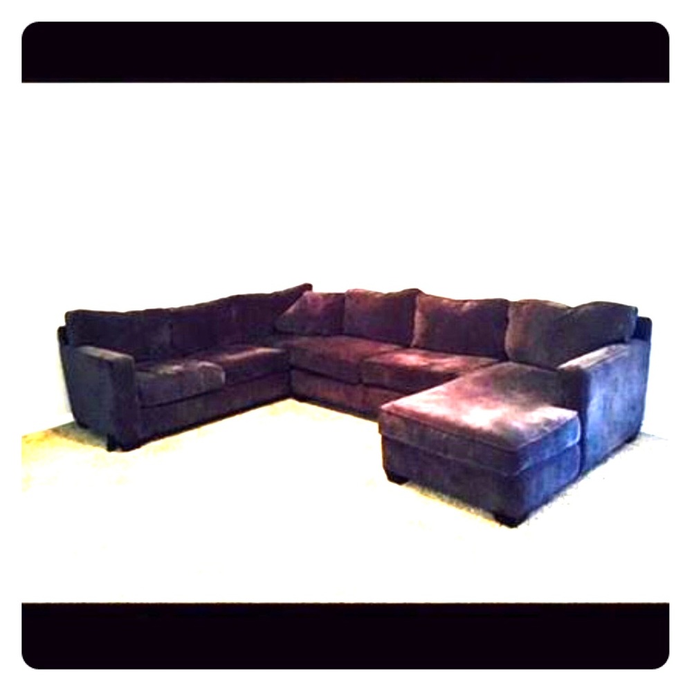 Sectional sofa with ottoman
