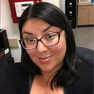 Meet your Posher, Lisa