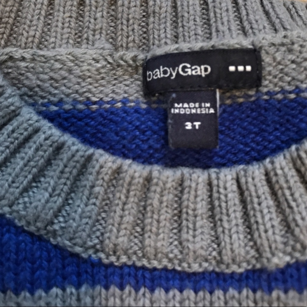 Gap 3T striped sweater