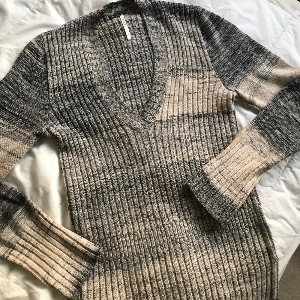 ✨FREE PEOPLE knit top✨