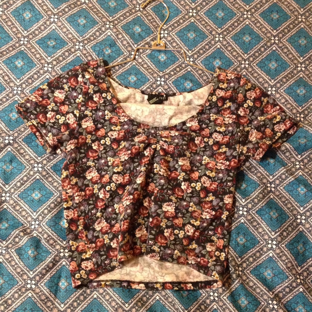 F21 tee shirt💖