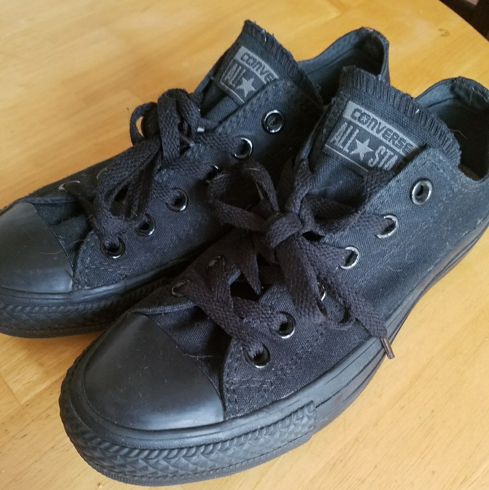 Black, Low Top converse