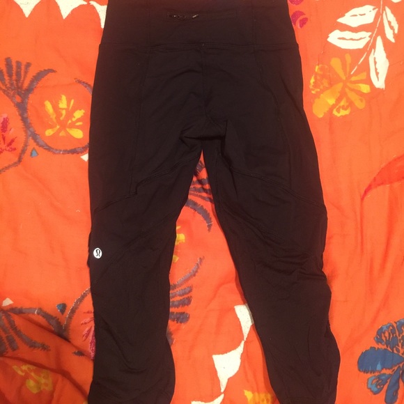 Lululemon capris - Picture 3 of 3