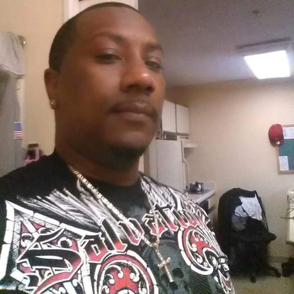 Meet your Posher, Ralph - Picture 1 of 1