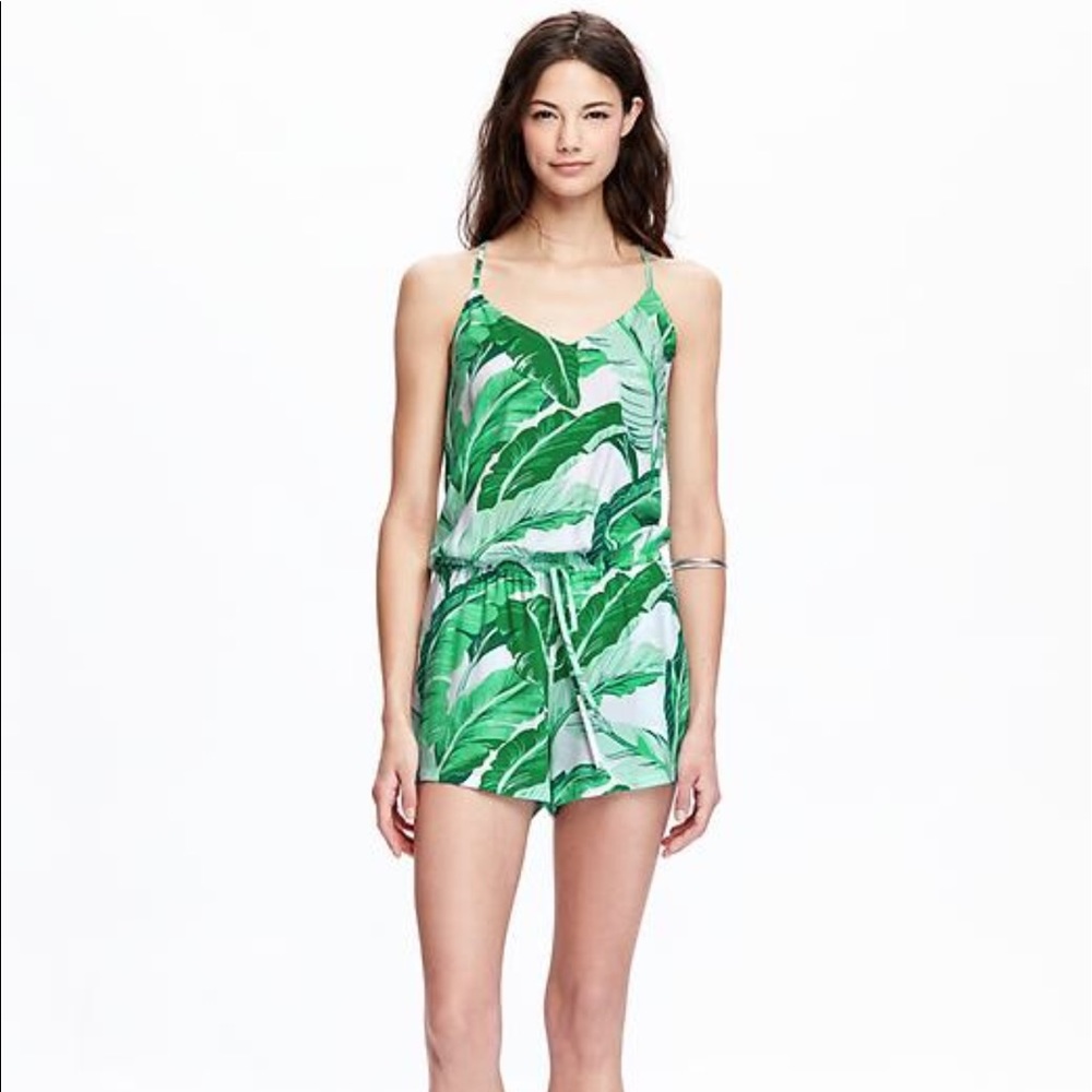 Old Navy Palm leaf jumpsuit. Worn only once.