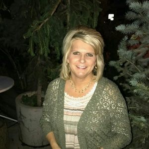 Meet your Posher, Annette