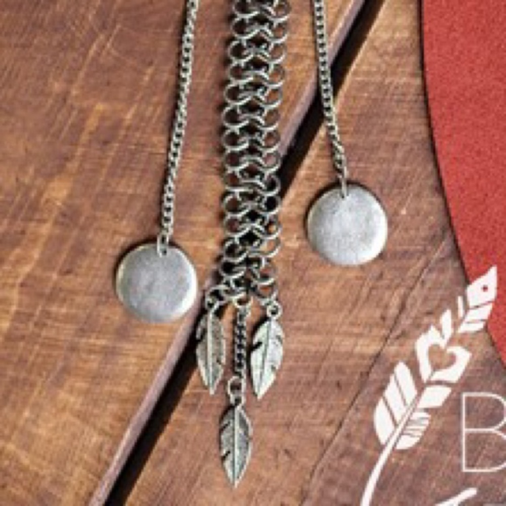 🌻Boho Love Medallion Necklace w Feather Charms 🌻 - Picture 3 of 5