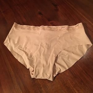 NWT Nude VICTORIA'S SECRET Hiphugger Panties M