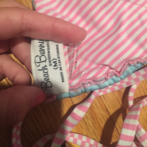 Beach bunny top - Picture 2 of 2